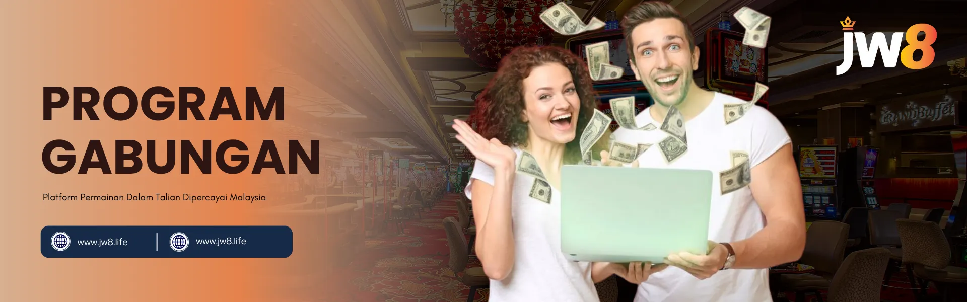 Program Gabungan JW8 Malaysia – Jana Pendapatan Bersama Platform Permainan Dalam Talian Dipercayai Banner Program Gabungan JW8 Malaysia menampilkan pasangan gembira memegang komputer riba dengan wang berterbangan di sekeliling mereka di dalam suasana kasino, melambangkan peluang menjana pendapatan melalui program gabungan JW8 yang dipercayai di Malaysia.